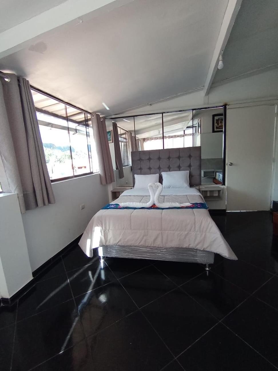 Hostal La Rasa กุสโก ภายนอก รูปภาพ