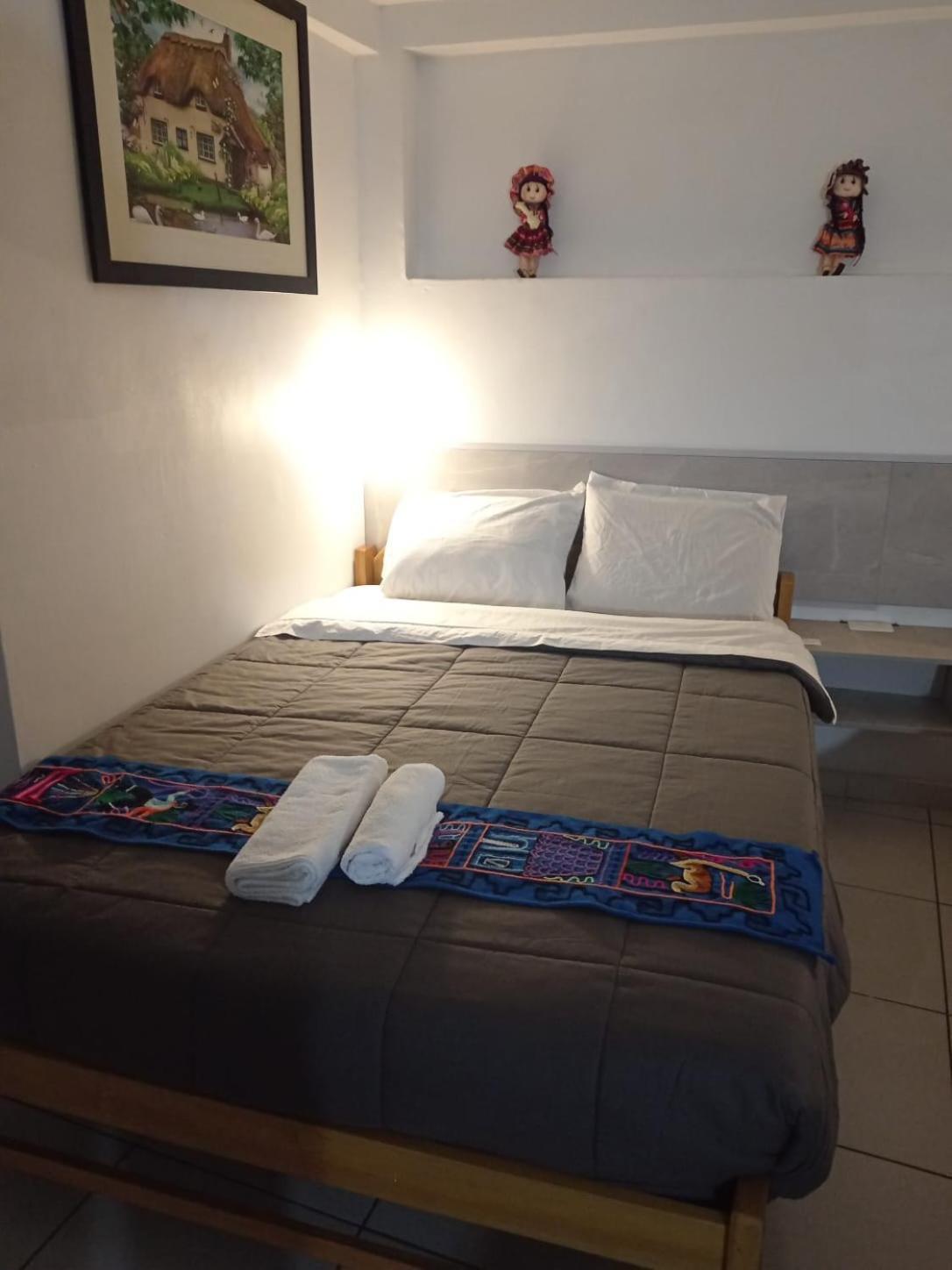 Hostal La Rasa กุสโก ภายนอก รูปภาพ